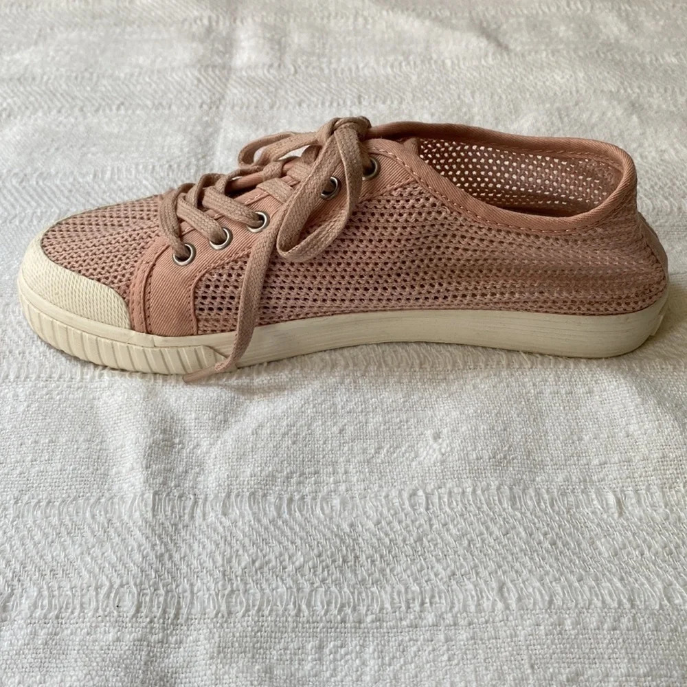 •Tretorn• Mesh Sneakers, Size 37 - Picture 5 of 11